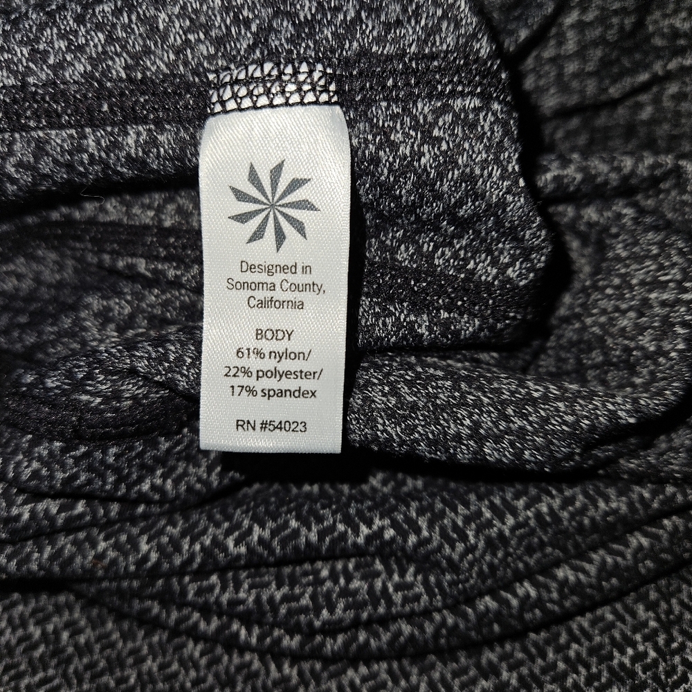 ATHLETA Energy Chaturanga Capri Leggings szMP - Picture 3 of 9